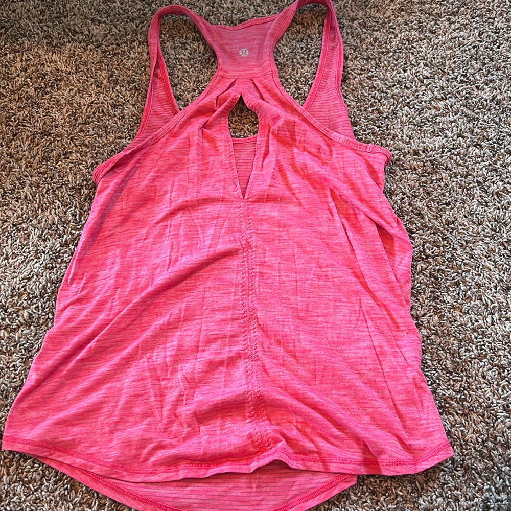 Lululemon tank top